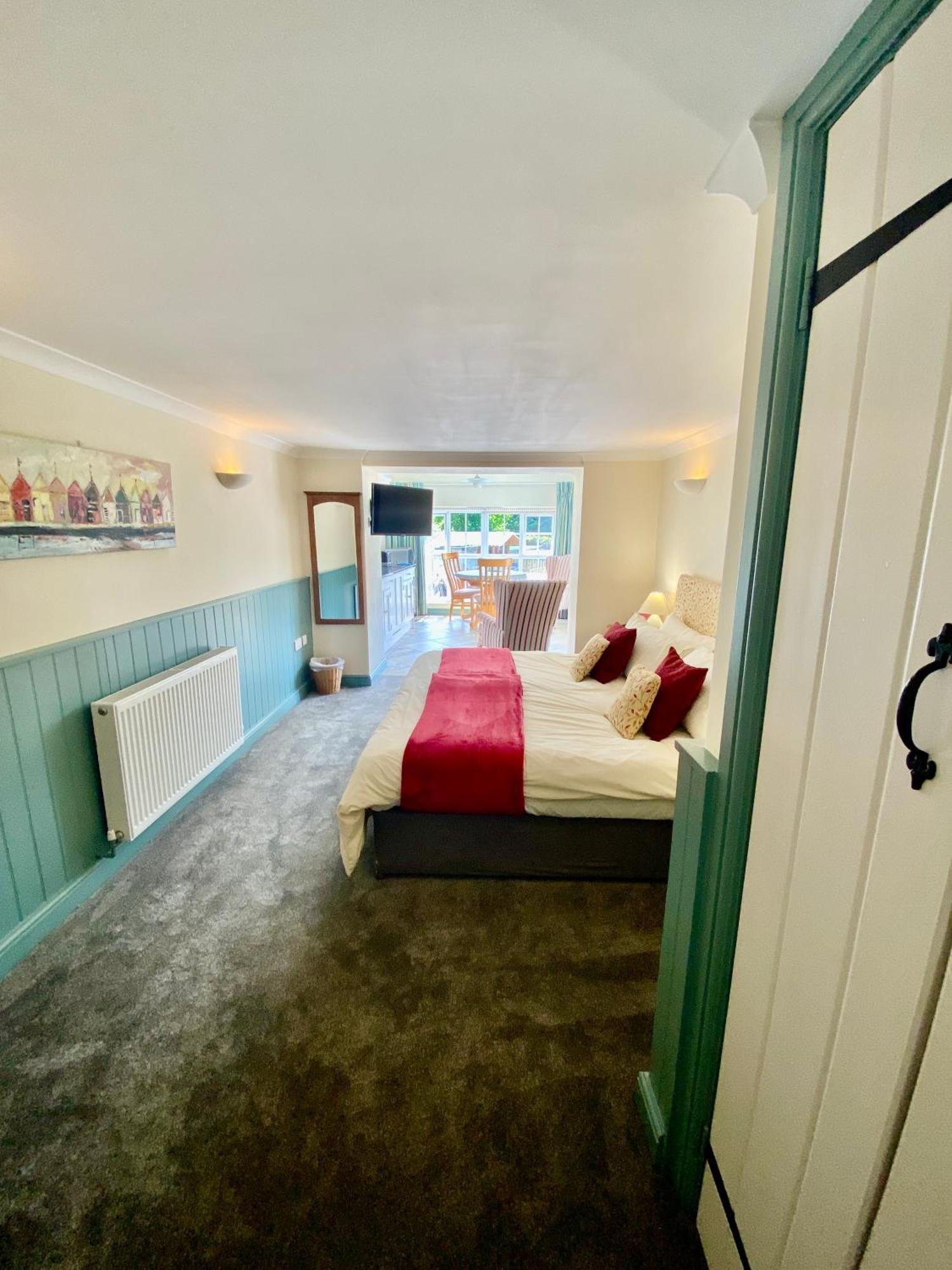 Lynwood House Self Contained Studio Tregoney ภายนอก รูปภาพ