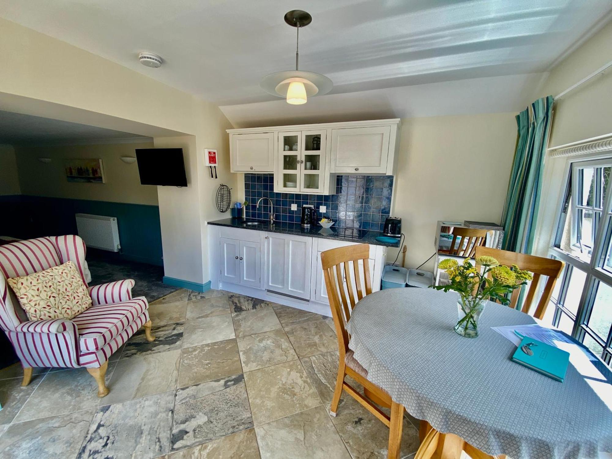 Lynwood House Self Contained Studio Tregoney ภายนอก รูปภาพ